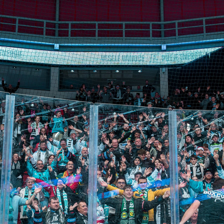 Čtvrtfinále extraligového play-off HC Energie Karlovy Vary  -  Bílí Tygři Liberec