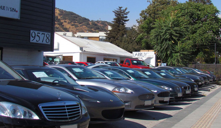 KOMENTÁŘ: Nepříznivý výběr ve státní správě