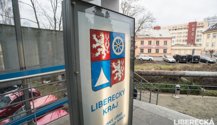 Dnes zasedal Krizový štáb Libereckého kraje. Řešil uzavření hranic i nedostatek roušek