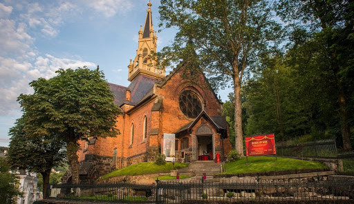Karlovy Vary chtějí letos získat dotace na tři památky