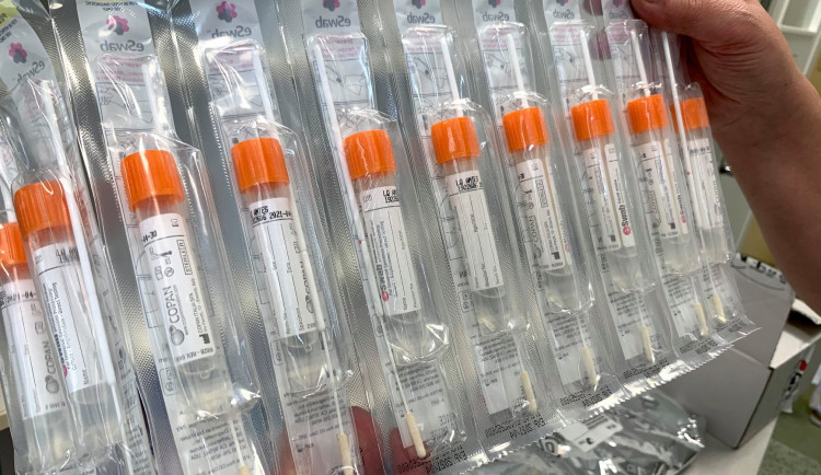 V Karlovarském kraji začalo testování v sociálních zařízeních