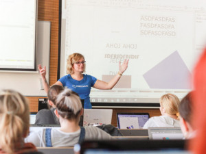 Czechitas v karanténě pracují na online vzdělávání a spustili nové kurzy