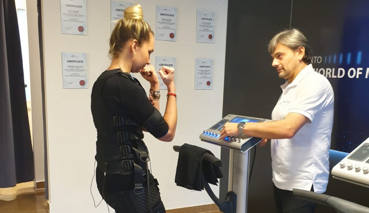Lidé si konečně mohou zacvičit a to jak v klasických tak i moderních fitcentrech