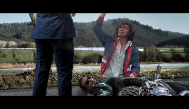 Arnold se vrátil z budoucnosti, aby zachránil Bohuše. Brněnští videokouzelníci jsou zpět s EETerminátorem