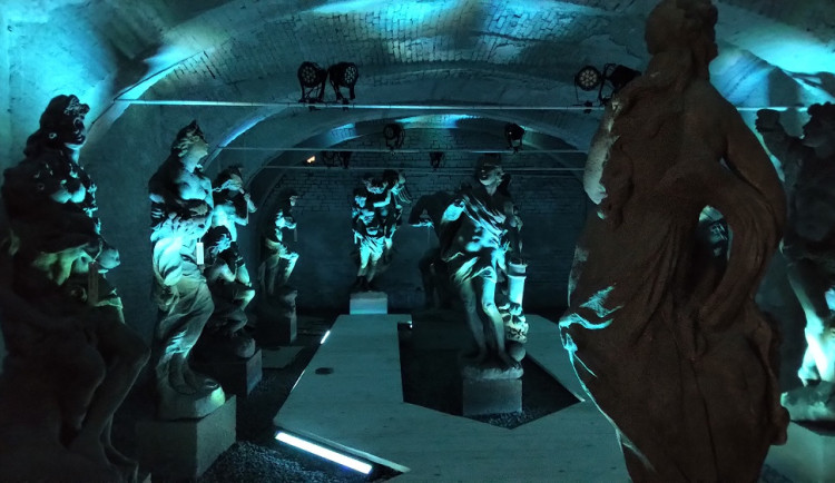 Braunovy sochy v netradiční expozici