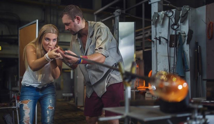 S turistickou kartou můžete navštívit například i světově známou sklárnu Moser