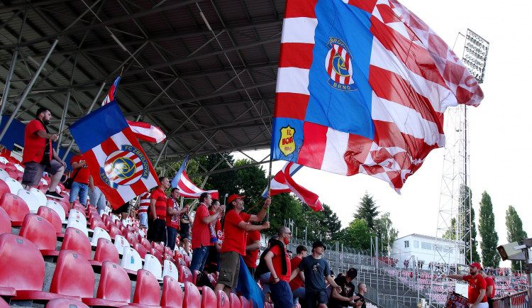 Flinta pálila ostrými! Zbrojovka doma sestřelila Jihlavu 5:2