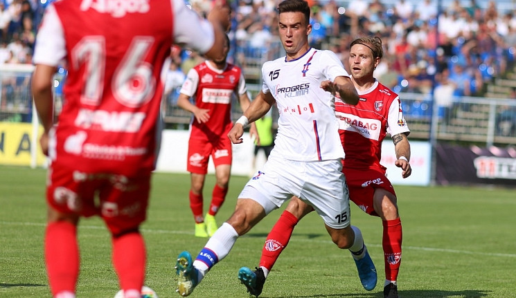 Boj za Brno. Líšeň doma potrápila vedoucí Pardubice a remízou pomohla Zbrojovce