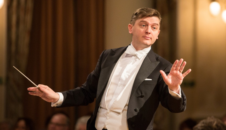 Šéfdirigent KSO, Jan Kučera, chce bojovat za zájmy orchestru, proto zůstane ještě jeden rok