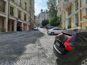 Zrekonstruovaná Moravská ulice má být vzorem pro opravy dalších strmých komunikací v krajském městě