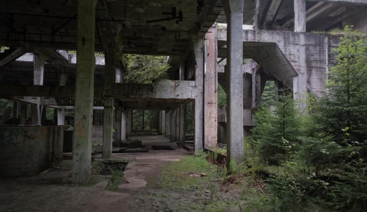 Bývalý cínový důl u Přebuzi