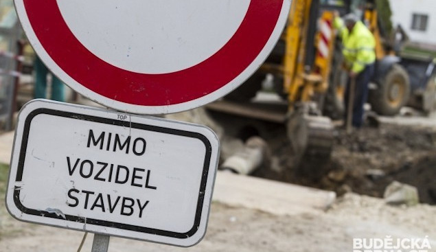 Ulicí Skalická v Novém Boru kvůli opravám neprojedou řidiči