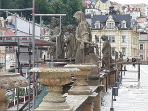 Opravě Mlýnské kolonády koronavirová krize