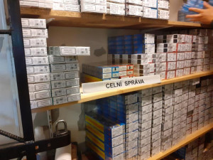 Celníci zabavili více než sto tisíc cigaret, které musí zlikvidovat