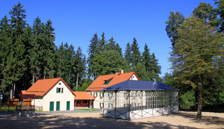 Správa lázeňských parků se přestěhuje do zrekonsttruovaného areálu sv. Linhart