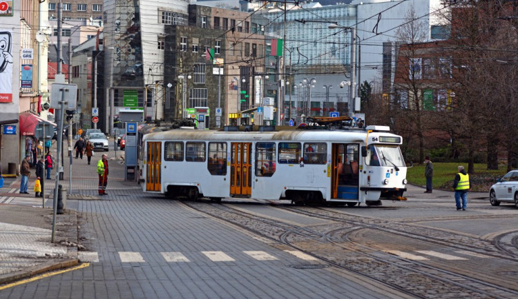 Rybníček mění název. Bude to Zastávka Reného Matouška a dalších libereckých signatářů Charty 77