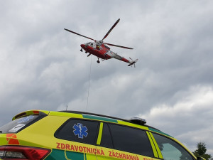 Vážný úraz cyklisty! V horách musel přistát vrtulník