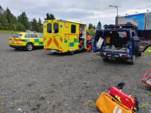 Vážný úraz cyklisty! V horách musel přistát vrtulník