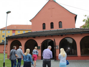 Smuteční síň v Sokolově je po rekonstrukci důstojným místem loučení