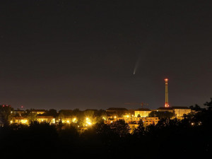 Kometa nad Sokolovem