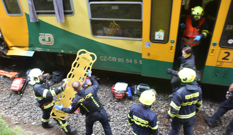 Nová mobilní aplikace byla vyvinuta po tragické srážce vlaků u Perninku.