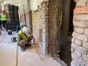 Práce v Císařských lázních běží podle plánu, zatím přišly na 50 miliónů