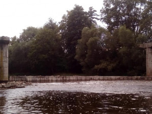 V Sokolově začala demolice hlavní části Krejcarové lávky