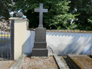 Postarat se o svoji historii je slušnost, říká starosta Ostrova Jan Bureš