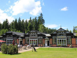 Golf si v Mariánských Lázních zahrál například Mark Twain, Thomas Alva Edison, Sigmund Freud, generál Patton nebo Franz Kafka