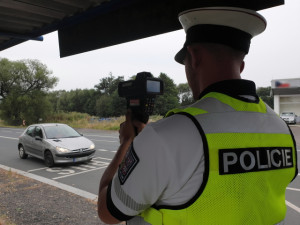 Během 24 hodin překročila povolenou rychlost více než stovka řidičů