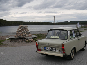 S bakelitovým miláčkem se vydala za polární kruh, v kempech ho počítali jako stan