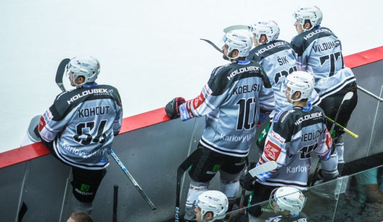 Střídačka HC Energie Karlovy Vary