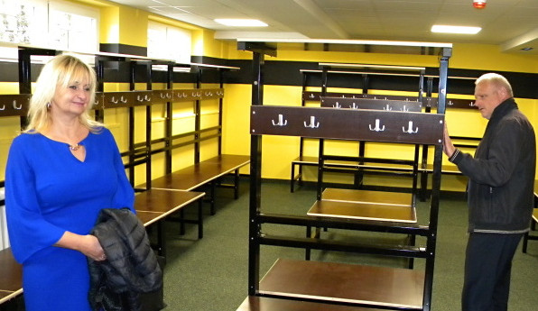 Šatny na zimním stadionu v Sokolově jsou hotové