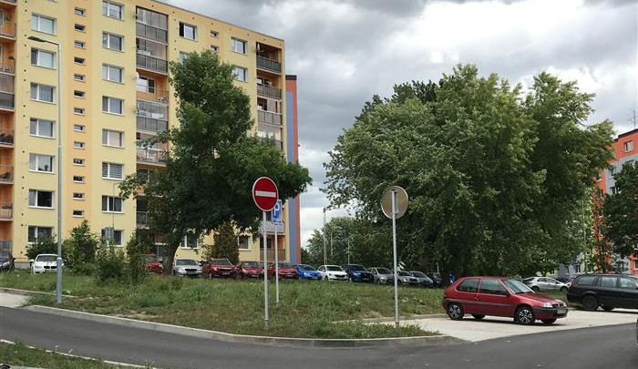 K dokončení revitalizace ulice Vladimirská na Špičáku zbývá jen úprava zeleně