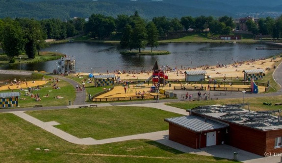 Areál koupaliště Rolava