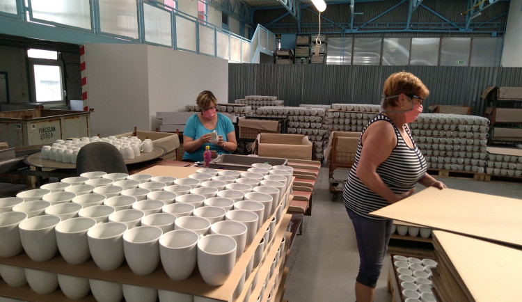 Porcelánka Thun 1794 očekává letos dobrý hospodářský výsledek