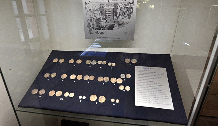 Dny evropského dědictví budou věnovány ražbě jáchymovského tolaru