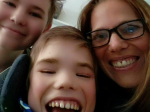 Lukáš z Jihlavy bojuje s mozkovou obrnou. On je má škola života, říká maminka Katka