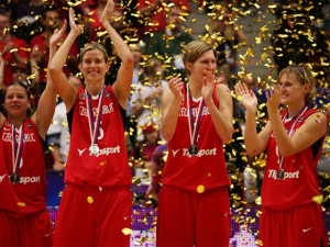 Před 10 lety získaly české basketbalistky na domácím MS stříbro