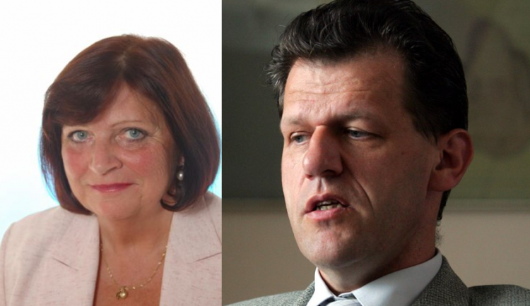 Vítězové prvního kola senátních voleb Miroslav Plevný (STAN) a Jaroslava Brožová Lampertová (ANO).