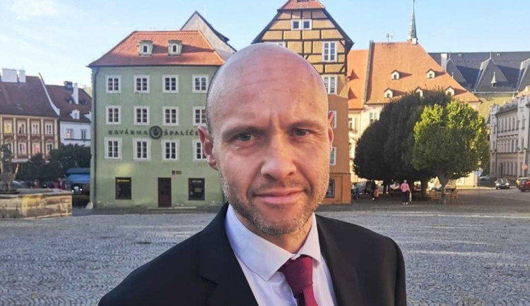 Senátora Plevného nahradil na postu místostarosty Chebu Ladislav Hrubý