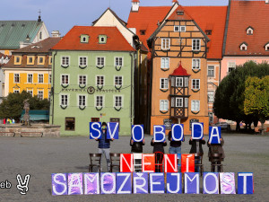 Vzkaz obyvatel Karlovarského kraje: Svoboda není samozřejmost
