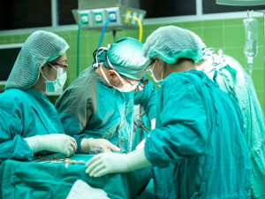 Ministr zdravotnictví Jan Blatný slíbil podporu vzniku traumacentra v karlovarské nemocnici