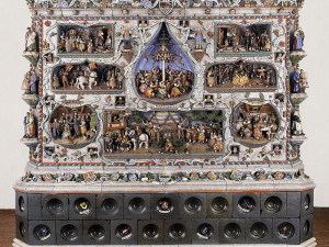 Restaurátorské práce na monumentálních kamnech stále pokračují