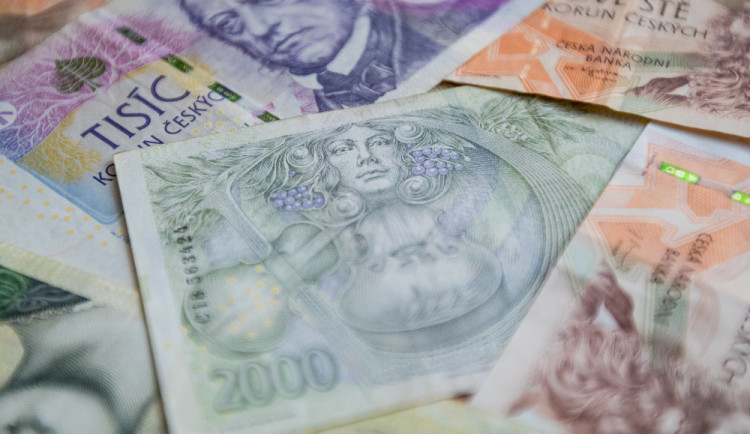 Ostrov odpustil podnikatelům nájemné za téměř půl milionu korun
