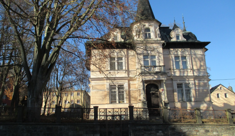 Vila významného mecenáše je na prodej, v minulosti zde sídlila i Veřejná bezpečnost