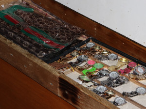 Prodejci padělků mění strategii, cílí na sociální sítě