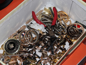 Prodejci padělků mění strategii, cílí na sociální sítě