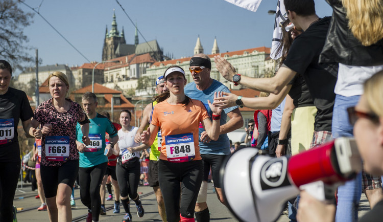 Pražský půlmaraton se kvůli koronaviru místo tradičního března poběží až na začátku září