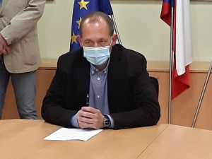 Hejtman odmítá slova premiéra o špatné komunikaci, problém je podle něj na straně státu